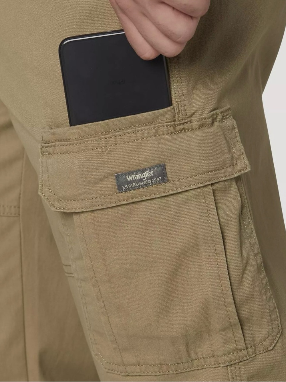 Wrangler men cargo pants 36X30 fleece lined loose fit outdoor chore utility pant